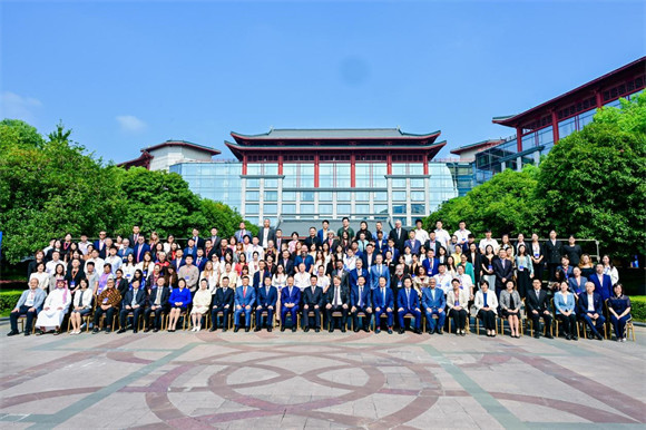 第十九届联合国旅游组织／亚太旅游协会旅游趋势与展望大会在桂林举办